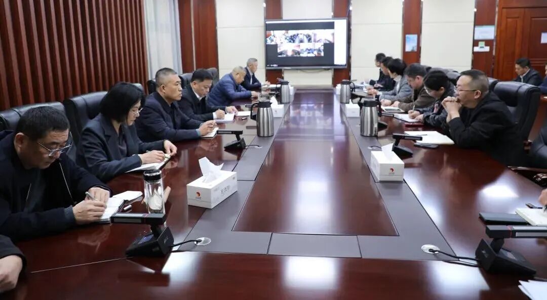 宏河团体召开春节假期重点时段宁静办理使命集会1